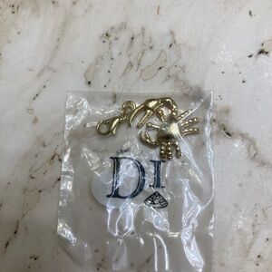 DI Diamond International Crab Charm Gold Tone